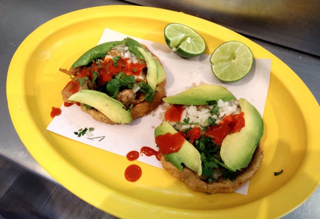 Sopes de Ostión (Oyster Corn Appetizers)